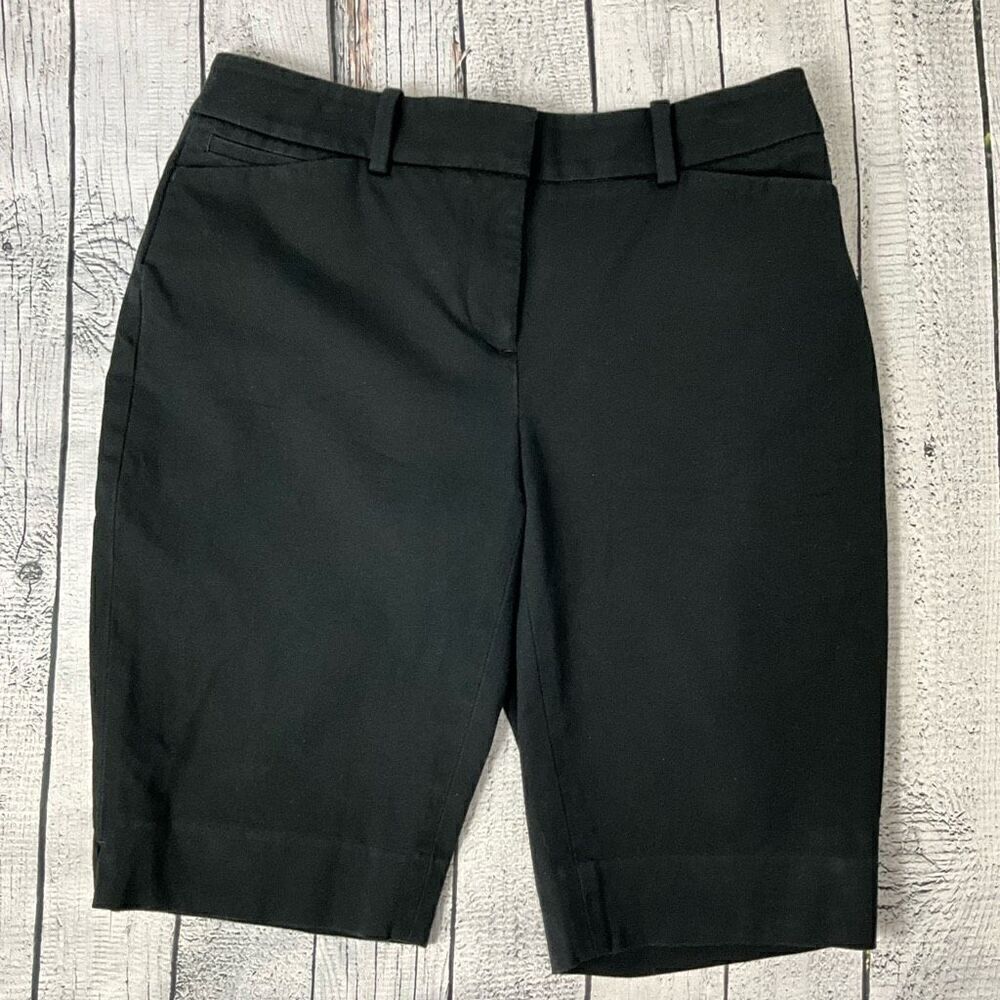 WHITE HOUSE BLACK MARKET Bermuda Length Shorts